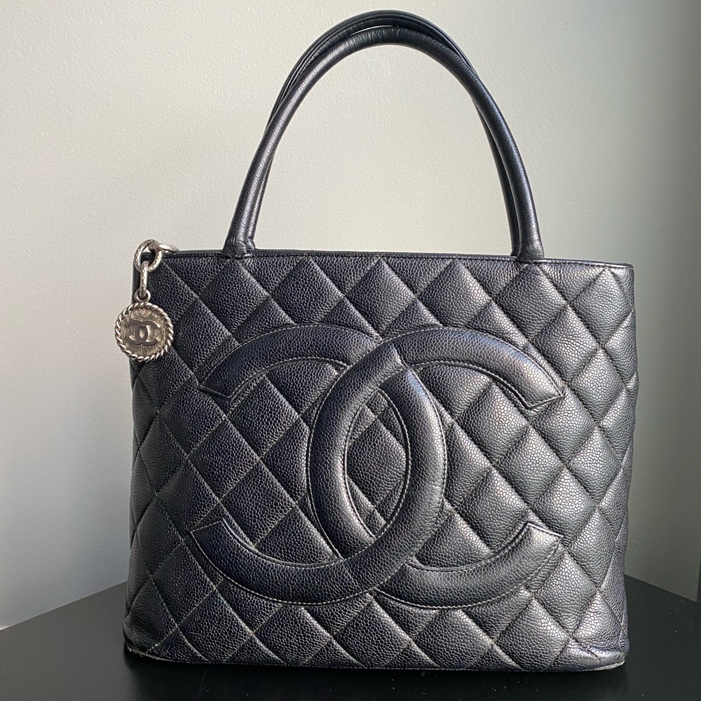 CHANEL MEDALLION BLACK & SILVER HARDWARE QUILTED CAVIAR TOTE